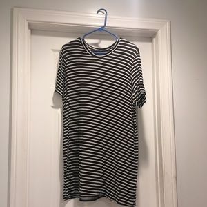 Brandy Melville t-shirt dress